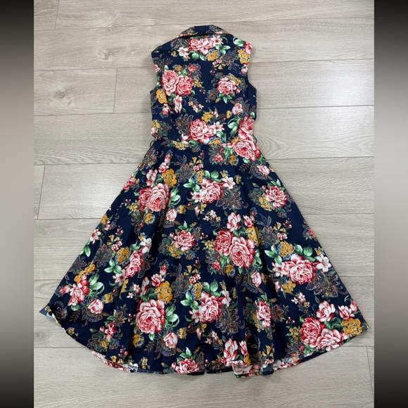 Princess Highway Cotton Floral Rose Print Poplin A-Line Sleeveless Shirt Dress - Picture 2 of 11